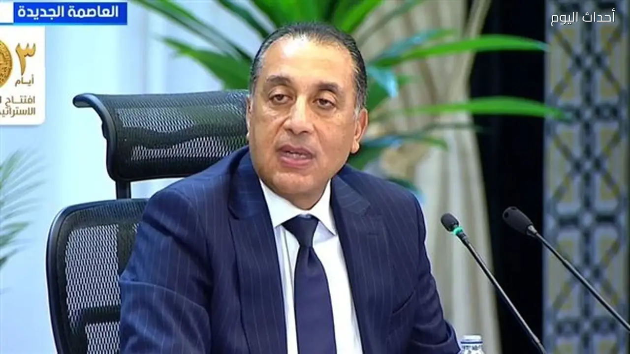مدبولي: الحكومة تتحمل الفروق المالية لارتفاع أسعار الوقود بعد زيادة 3 جنيهات للتر