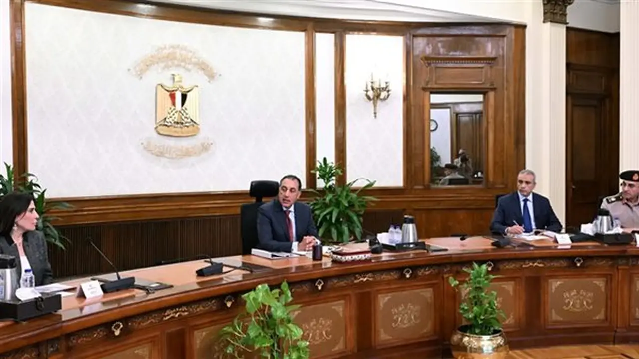 مدبولي يوجه بتسريع تنفيذ مشروعات المرحلة الثانية من مبادرة “حياة كريمة”