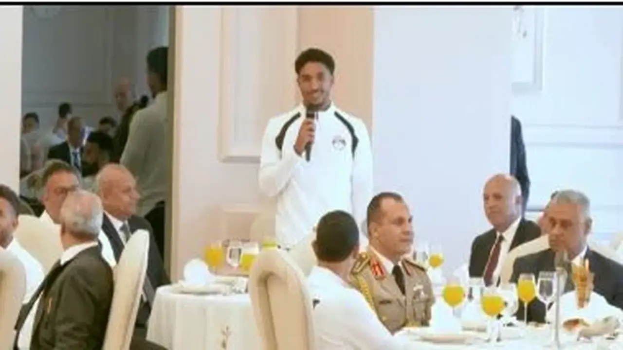 مرموش للرئيس السيسي: سعداء بوجودنا معك ورفعنا اسم مصر عالياً