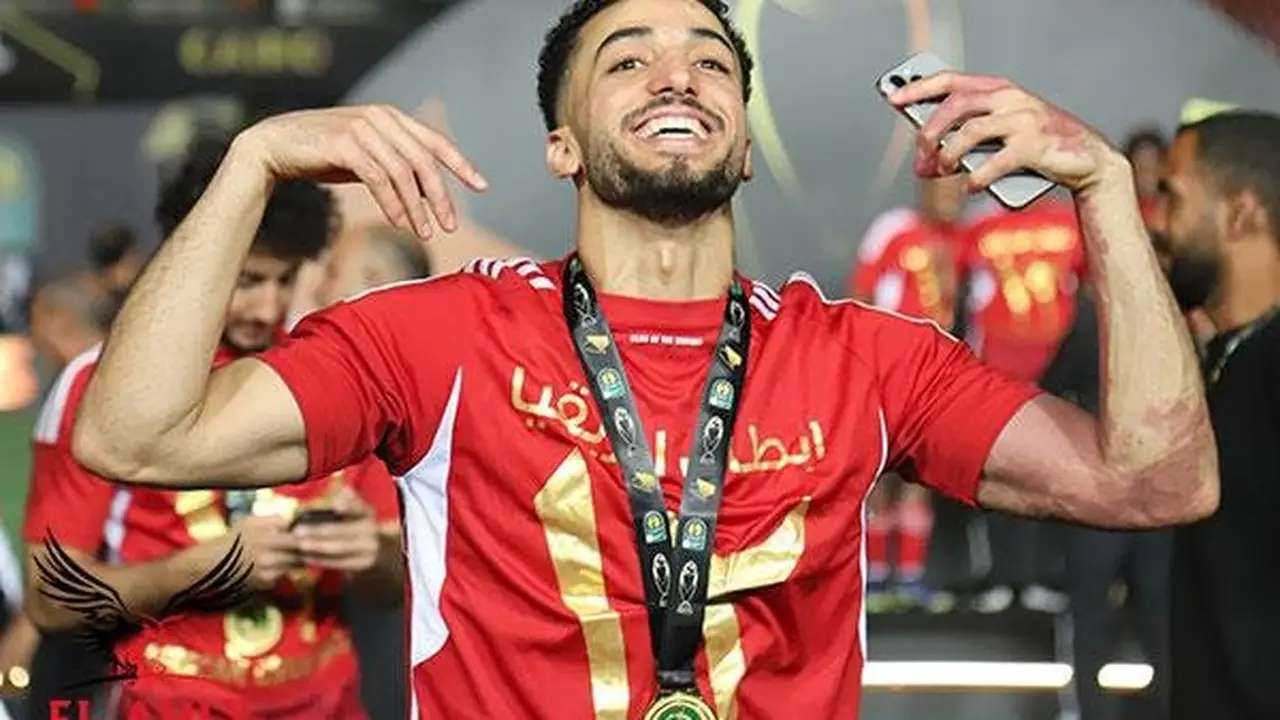 مستقبل محمد عبد المنعم غامض.. الأهلي في انتظار قرار نيس