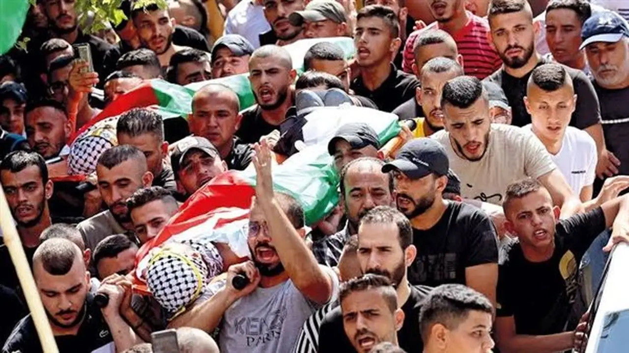 مصادر طبية: استمرار وجود ضحايا تحت الأنقاض في غزة