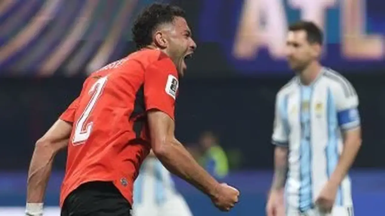 مصر تنهي سلسلة تاريخية لمنتخب الأرجنتين بتقدمها في الشوط الأول