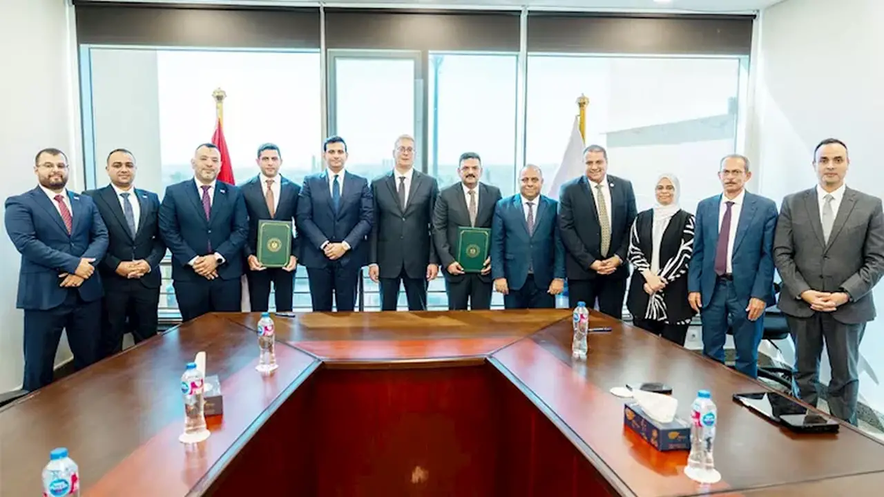 مصر توقع مذكرة تفاهم لتطوير مشروع فوسفات بقيمة 930 مليون دولار