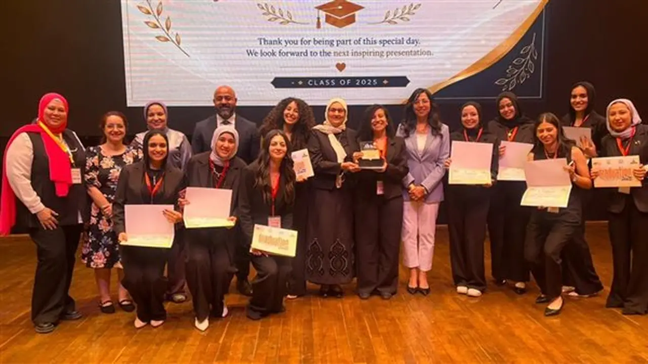 جامعة عين شمس تحتفي بمشروعات تخرج طلاب الصيدلة: من الابتكار إلى سوق العمل