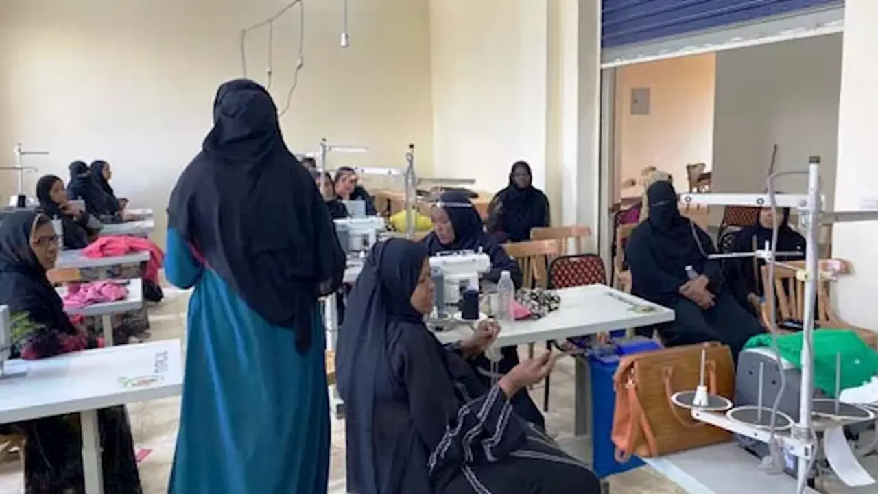 مجمع بلانة: 16 ورشة حرفية تحافظ على التراث النوبي من الخرز إلى الكليم (صور)
