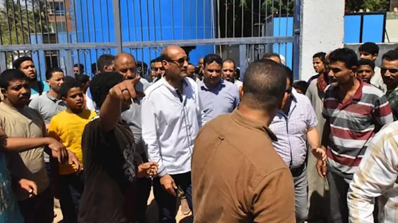 محافظ أسيوط يتفقد جودة مياه الشرب في قرى البداري