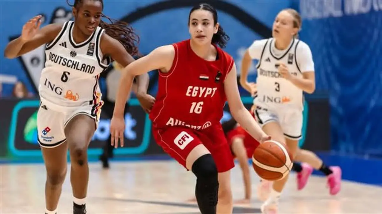 منتخب مصر للناشئات في كرة السلة يحقق فوزًا مثيرًا على ألمانيا في كأس العالم