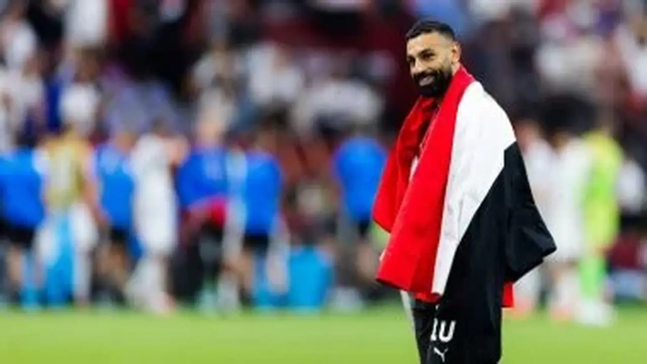 موتسيبي: نحتاج إلى مواهب مثل محمد صلاح.. وراتبي مليون دولار سنويًا
