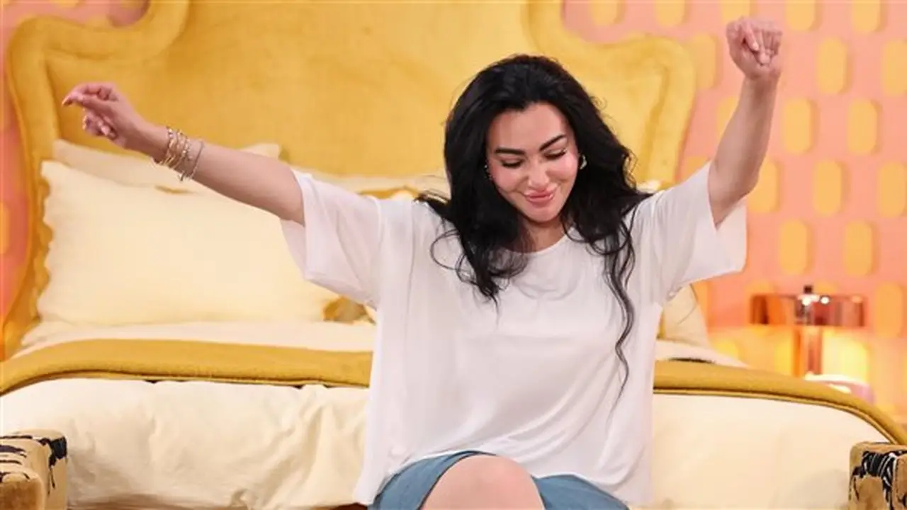 ميرهان حسين تطرح أحدث أعمالها الغنائية “توء توء”