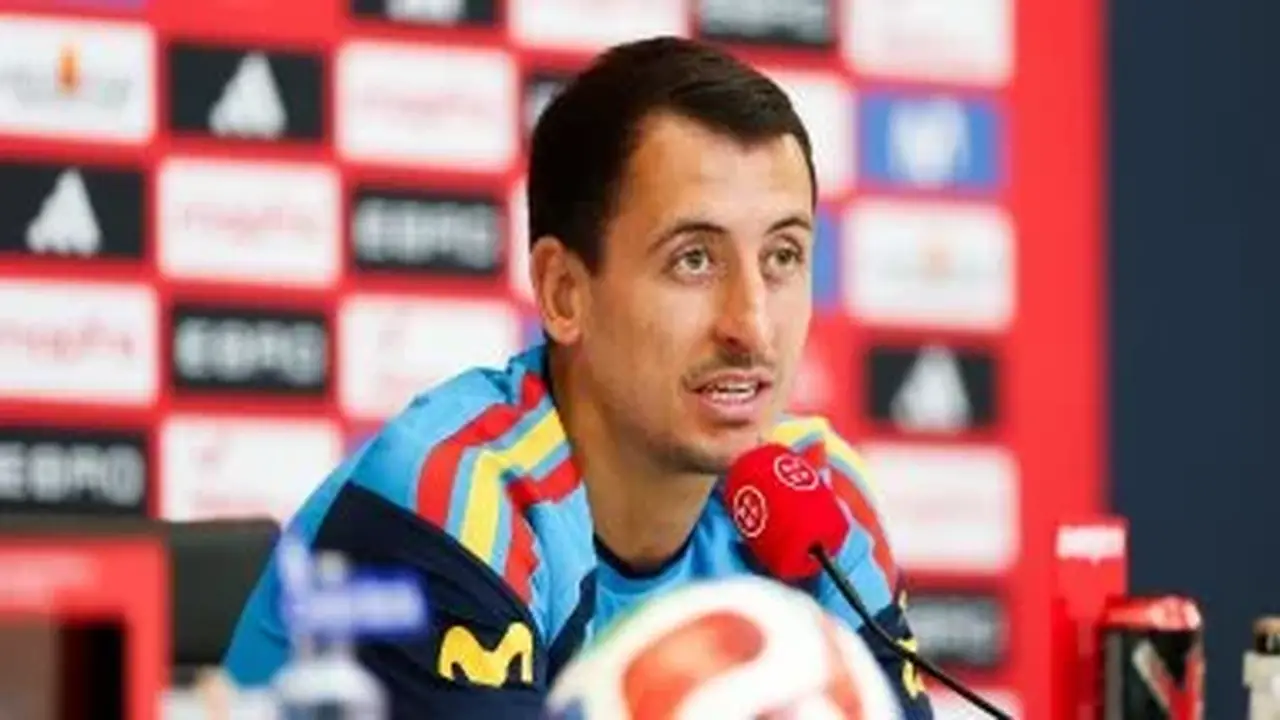 ميكيل أويارزابال.. نجم خفي يقود إسبانيا بأسلوب متميز بعيدًا عن الأضواء