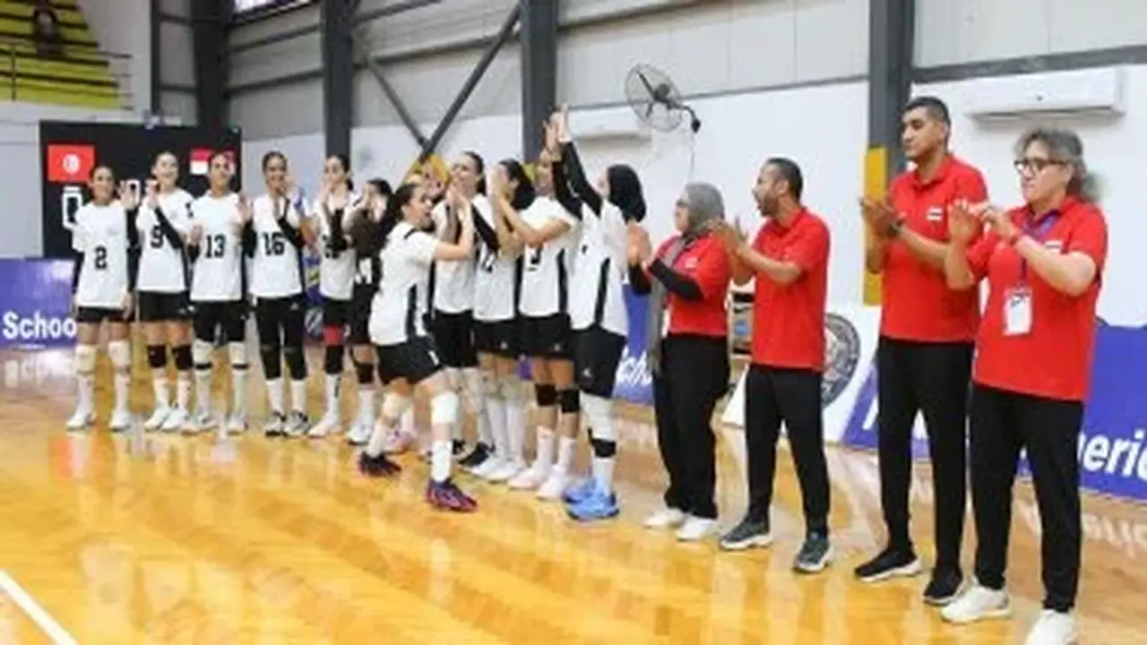 ناشئات الكرة الطائرة تواجه الجزائر في نصف نهائي بطولة أفريقيا بالإسكندرية