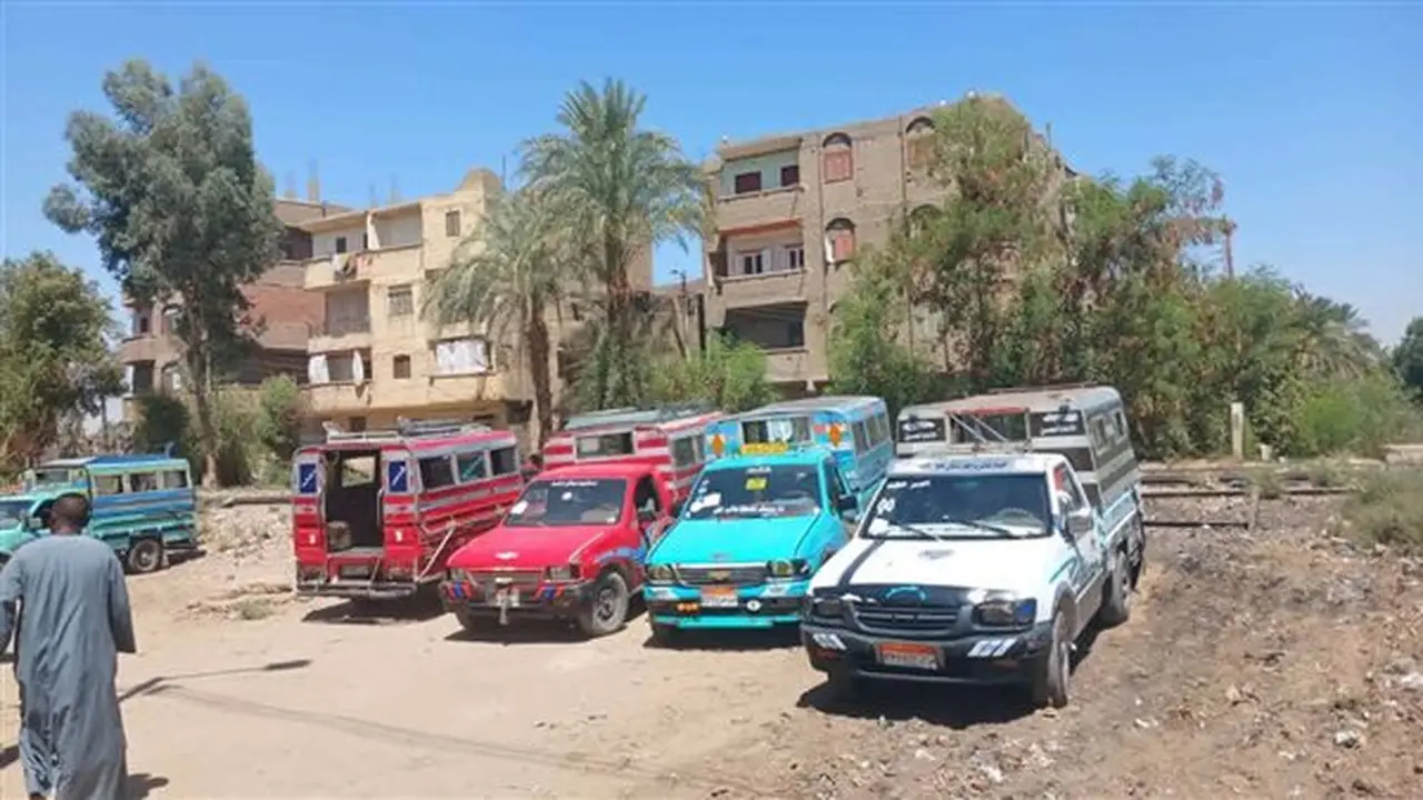 نقل موقف قريتي المسيد والكلالسة في قوص إلى موقع جديد