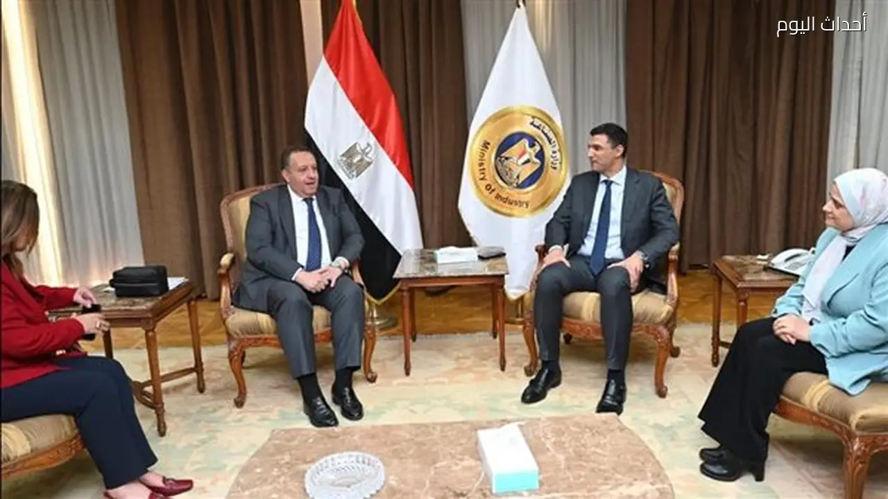 نقيب المهندسين يلتقي وزير الصناعة لبحث سبل تعزيز التعاون الهندسي
