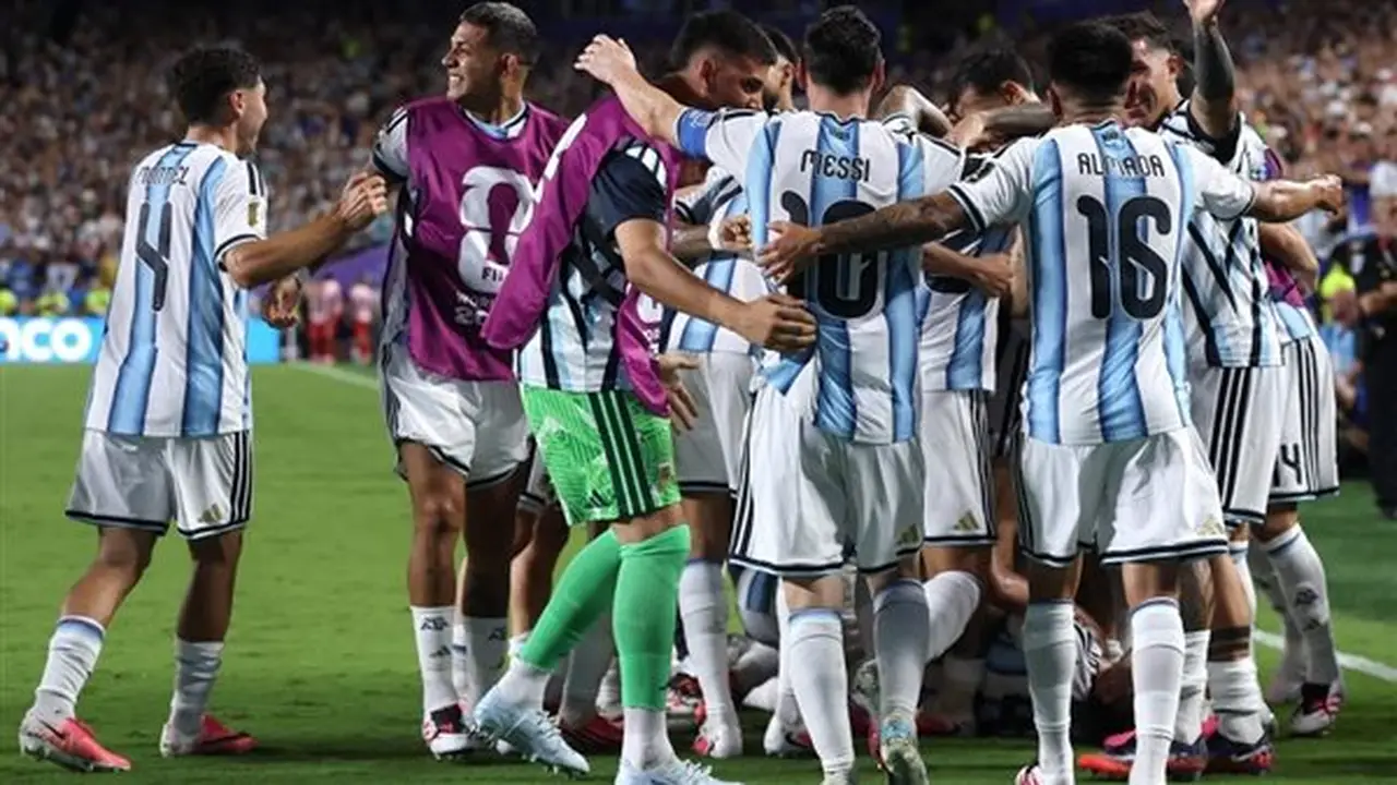 نهائي كأس العالم 2026 يعزز مكانة أديداس التسويقية في مواجهة ناكي