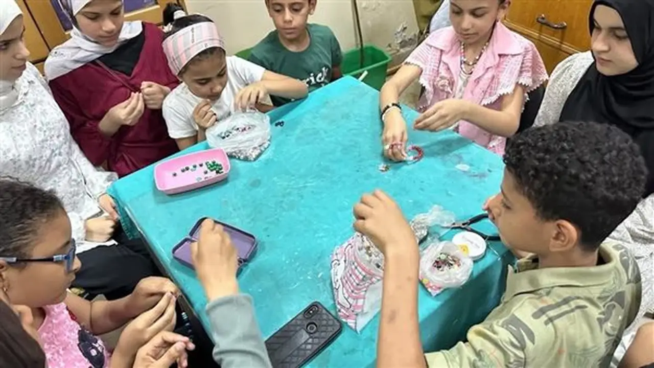 ورش إبداعية وأنشطة ترفيهية لتحسين الخط العربي في الفيوم