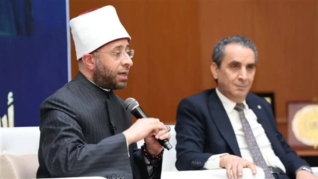 وزير الأوقاف في جامعة المنصورة: الفكر الوسطي سلاح فعّال لمواجهة الشائعات