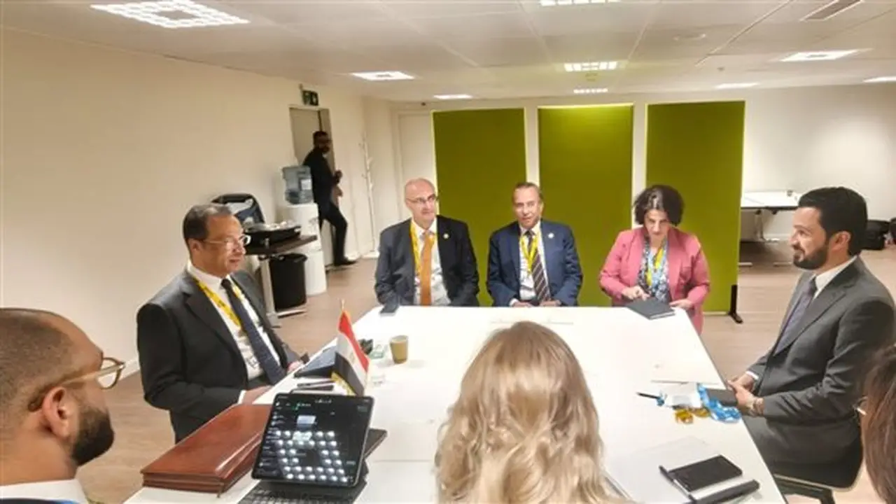 وزير الاتصالات يبحث في جنيف شراكات استراتيجية مع العراق وكمبوديا والمفوضية الأوروبية