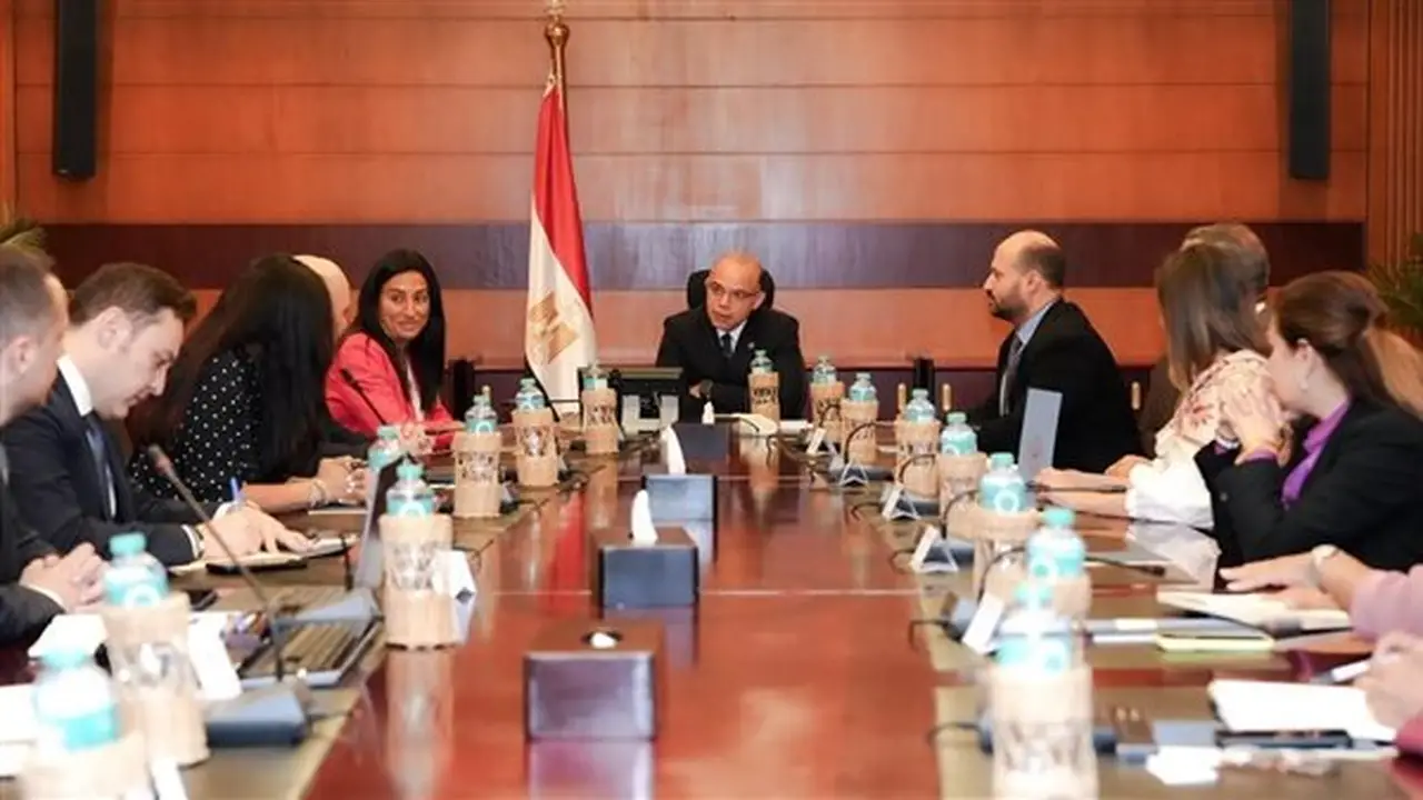وزير الاستثمار: مصر تمتلك فرصًا واعدة للاستثمار في مشروعات البنية التحتية الصحية