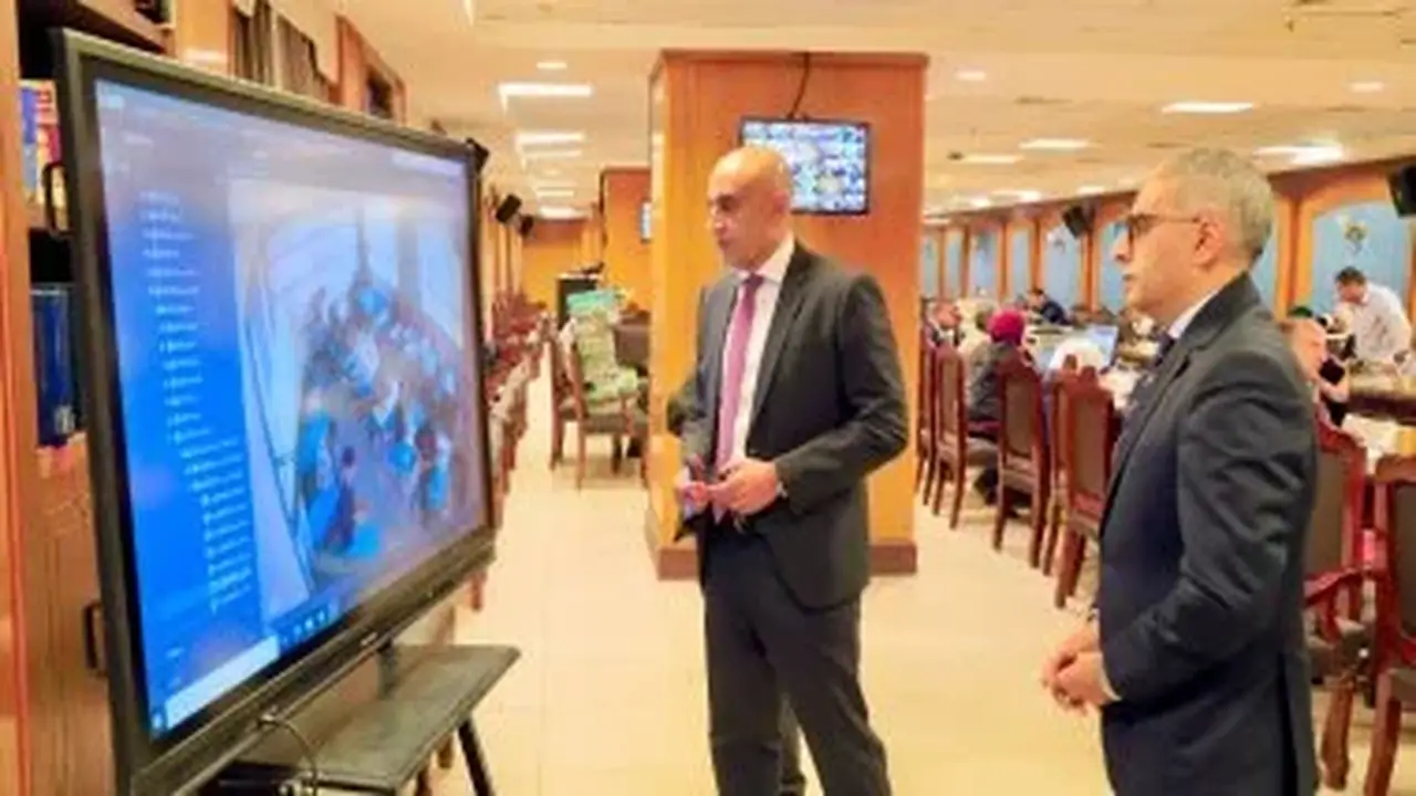 وزير التعليم يتابع سير آخر أيام امتحانات الثانوية العامة من غرفة العمليات