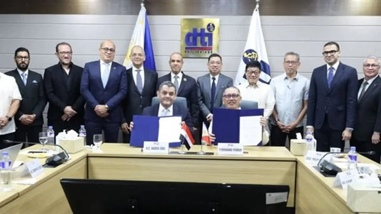 وزير الخارجية يبحث مع رجال أعمال فلبينيين سبل تعزيز الاستثمارات والفرص الواعدة في مصر