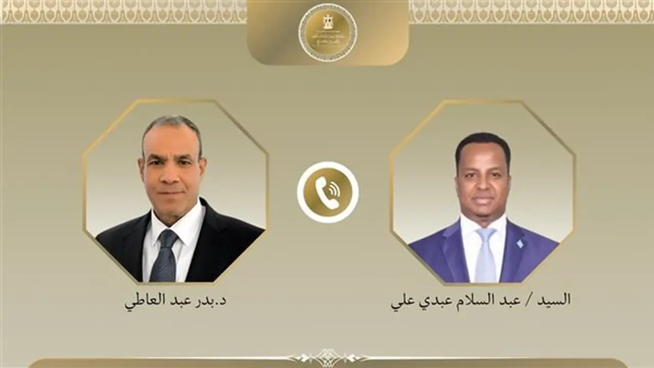 وزير الخارجية المصري يبحث مع نظيره الصومالي سبل تعزيز العلاقات الثنائية وتطورات القرن الأفريقي