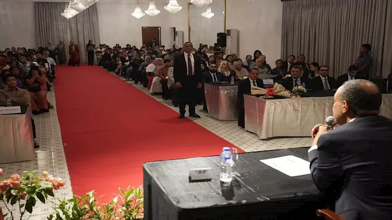 وزير الخارجية المصري يستعرض مواقف مصر تجاه القضايا الإقليمية والدولية