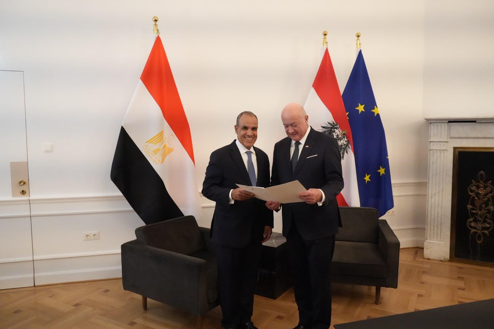 وزير الخارجية يلتقي المستشار النمساوي وزير الخارجية يلتقي المستشار النمساوي