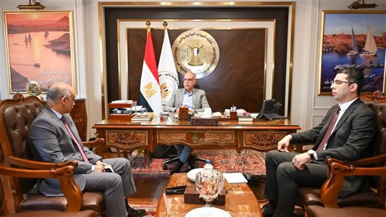 وزير الري يؤكد أهمية تحديث منظومة السد العالي لمواجهة التغيرات المناخية