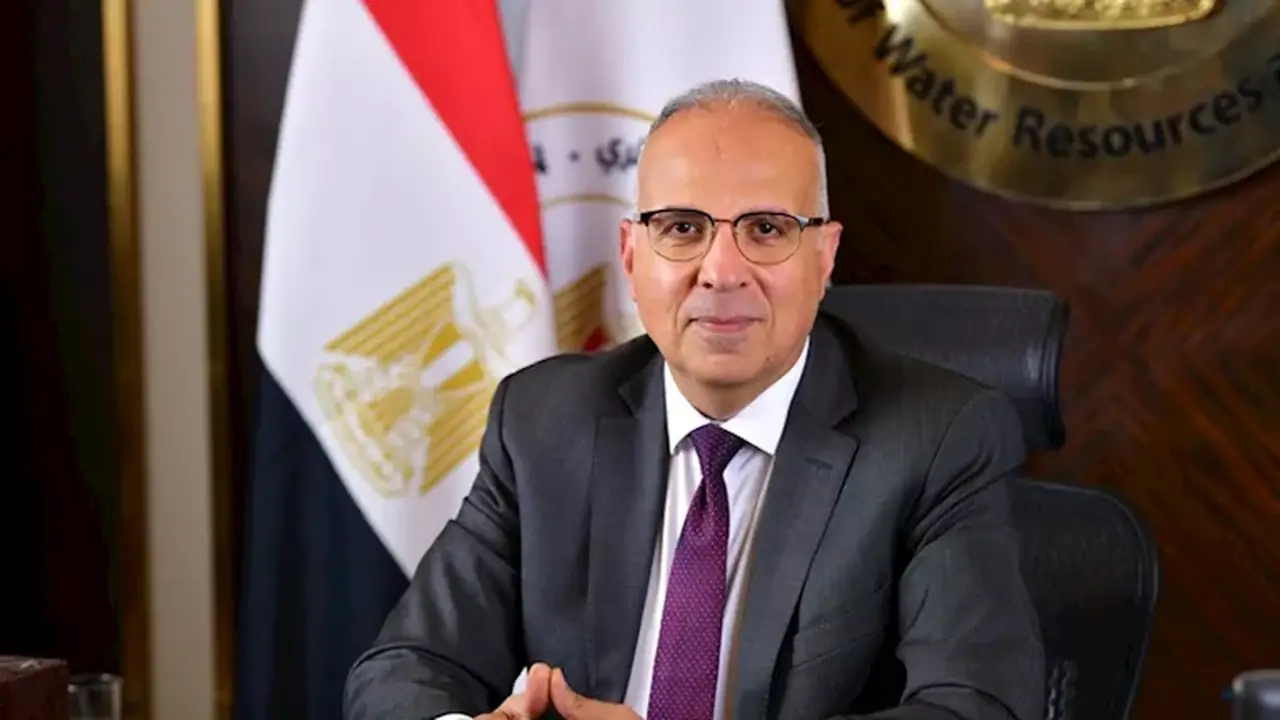 وزير الري يتوجه مباشرة لمتابعة أزمة ترعة الفولي بالشرقية بعد عودته من نيويورك
