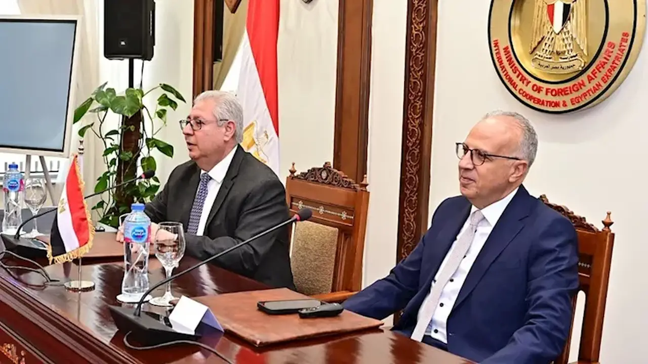 وزير الري يستعرض موقف مصر من السد الإثيوبي ويؤكد أهمية التعاون الإقليمي