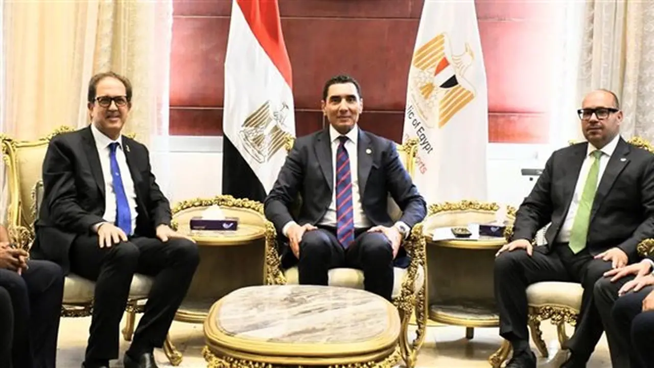 وزير الرياضة يناقش مع رئيس “الأنوكا” ورئيس الأولمبية المصرية تعزيز الألعاب في دورة الألعاب الأفريقية المؤهلة للأولمبياد