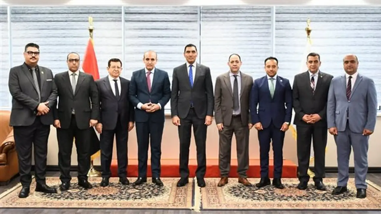 وزير الرياضة يشهد توقيع بروتوكول تعاون مع المحكمة العربية للتحكيم لتعزيز ثقافة التحكيم