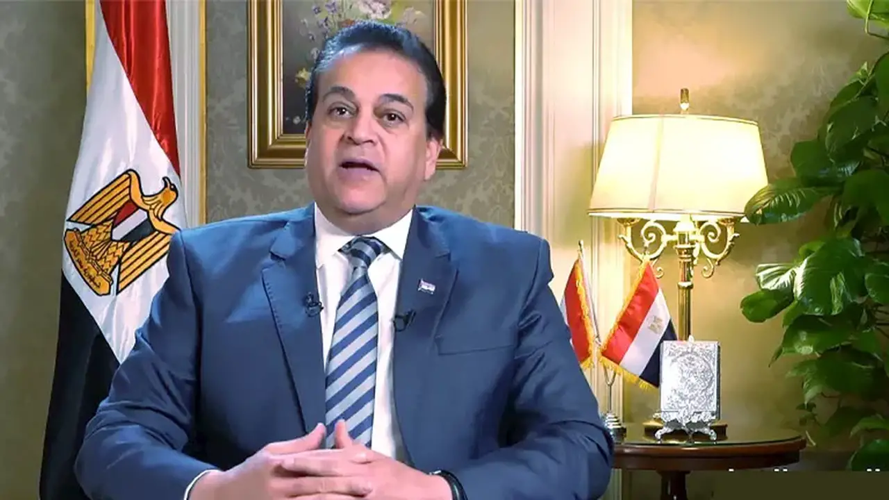 وزير الصحة يناقش تطوير المناظرات الطبية عن بُعد وخدمات الرعاية المنزلية