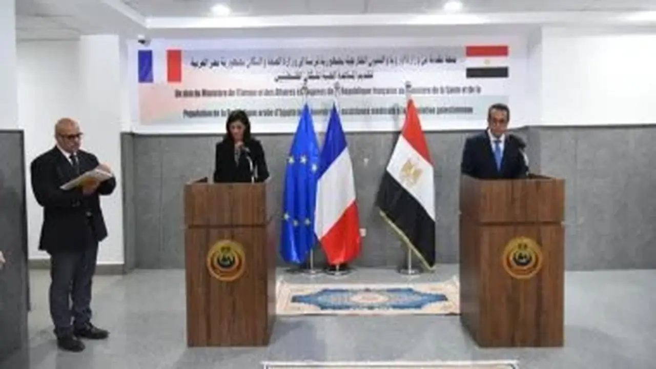 وزير الصحة يتسلم شحنة جديدة من المساعدات الطبية الفرنسية لدعم الجرحى الفلسطينيين