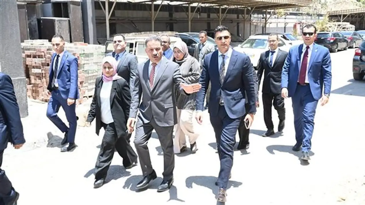 زيارة ميدانية لوزير الصناعة لمقر مصلحة الرقابة الصناعية