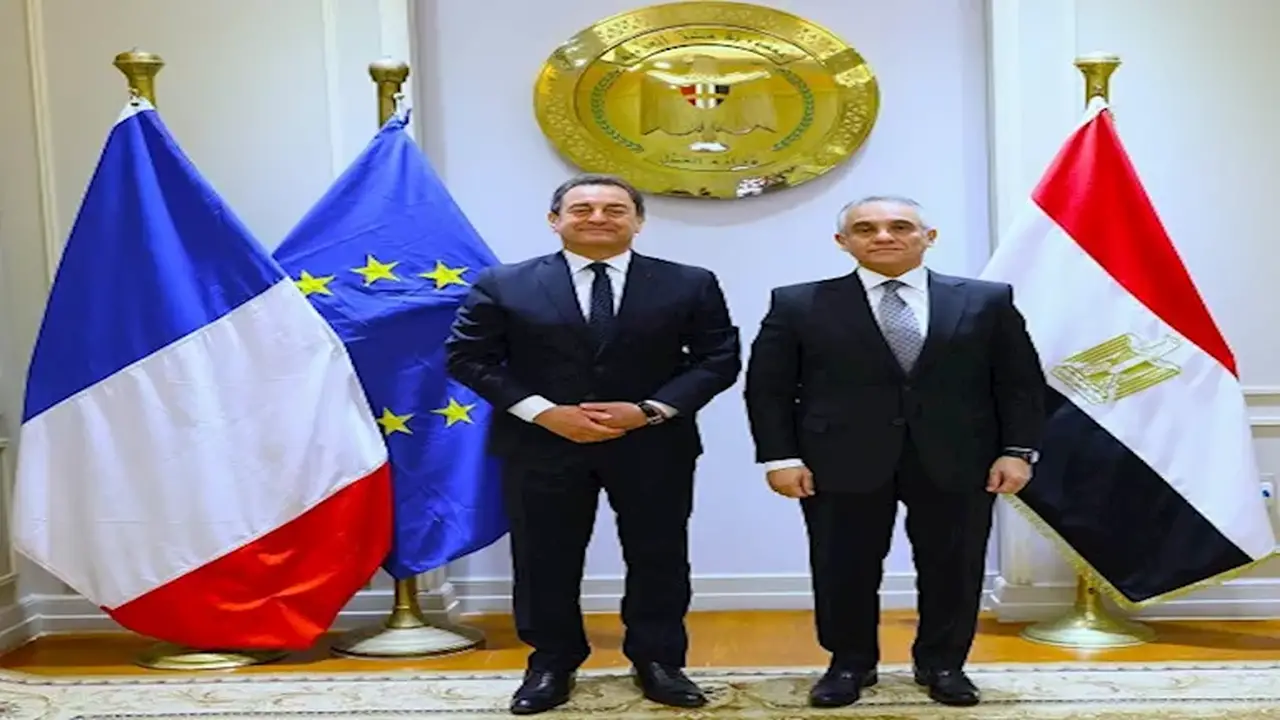 وزير العدل يستقبل سفير فرنسا لتعزيز التعاون القضائي المشترك