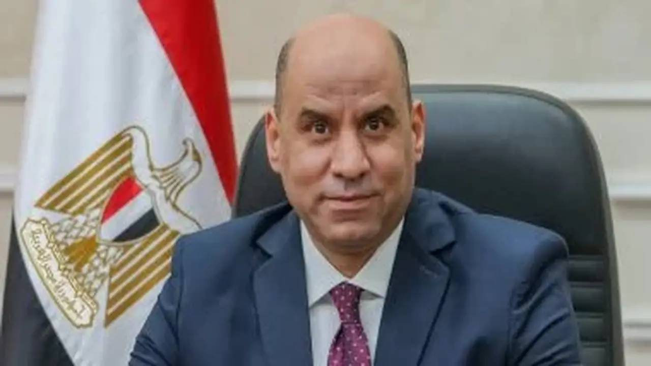 وزير العمل يعلن عن 1230 فرصة عمل جديدة في 24 شركة بـ 9 محافظات خلال يوليو