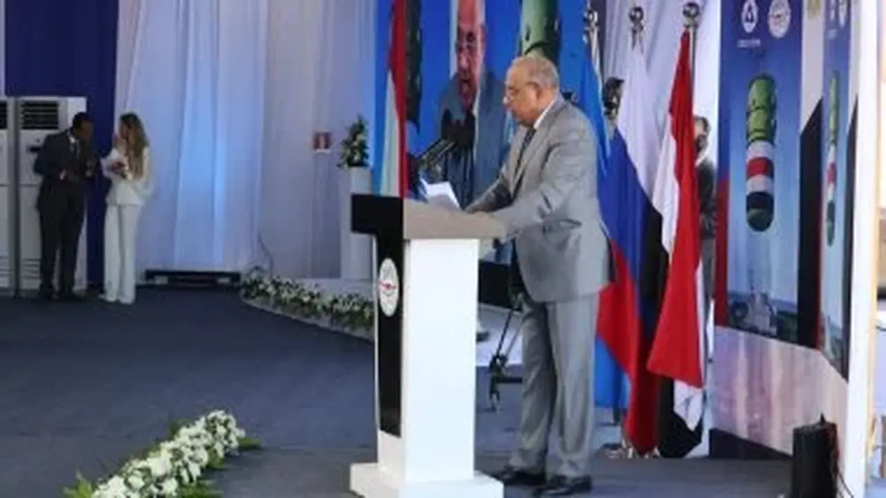 وزير الكهرباء: استثمارات الدولة تبلغ 4 تريليون جنيه وتحول مصر من العجز إلى تصدير الطاقة