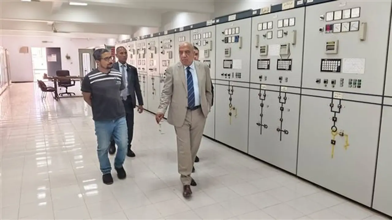 وزير الكهرباء يزور محطة محولات القاهرة الجديدة بجهد 220, 66، 22 ك.ف