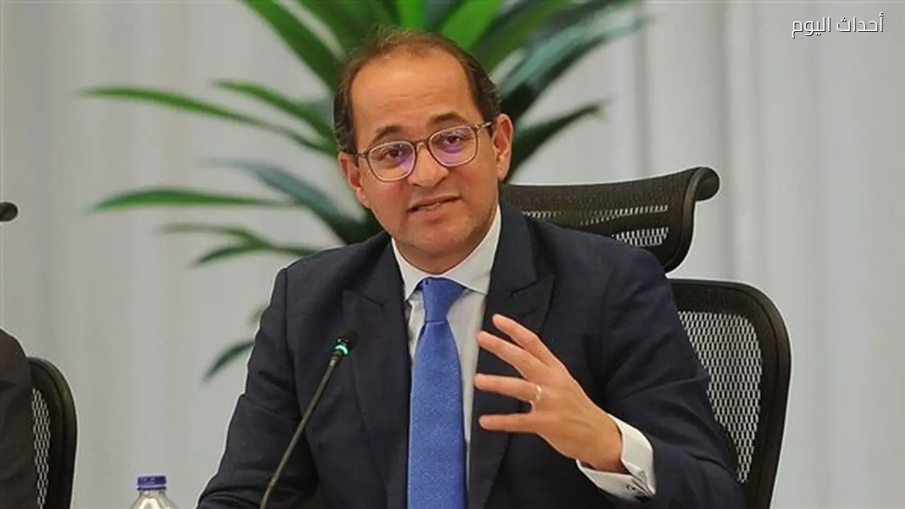 وزير المالية: زيادة 21% في الأجور واهتمام خاص بقطاعي الصحة والتعليم في موازنة العام الجديد