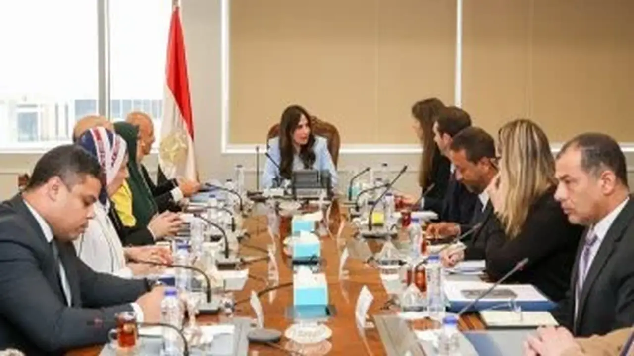 وزيرة الإسكان تبحث سبل تعزيز التعاون مع الوكالة الفرنسية للتنمية (AFD)