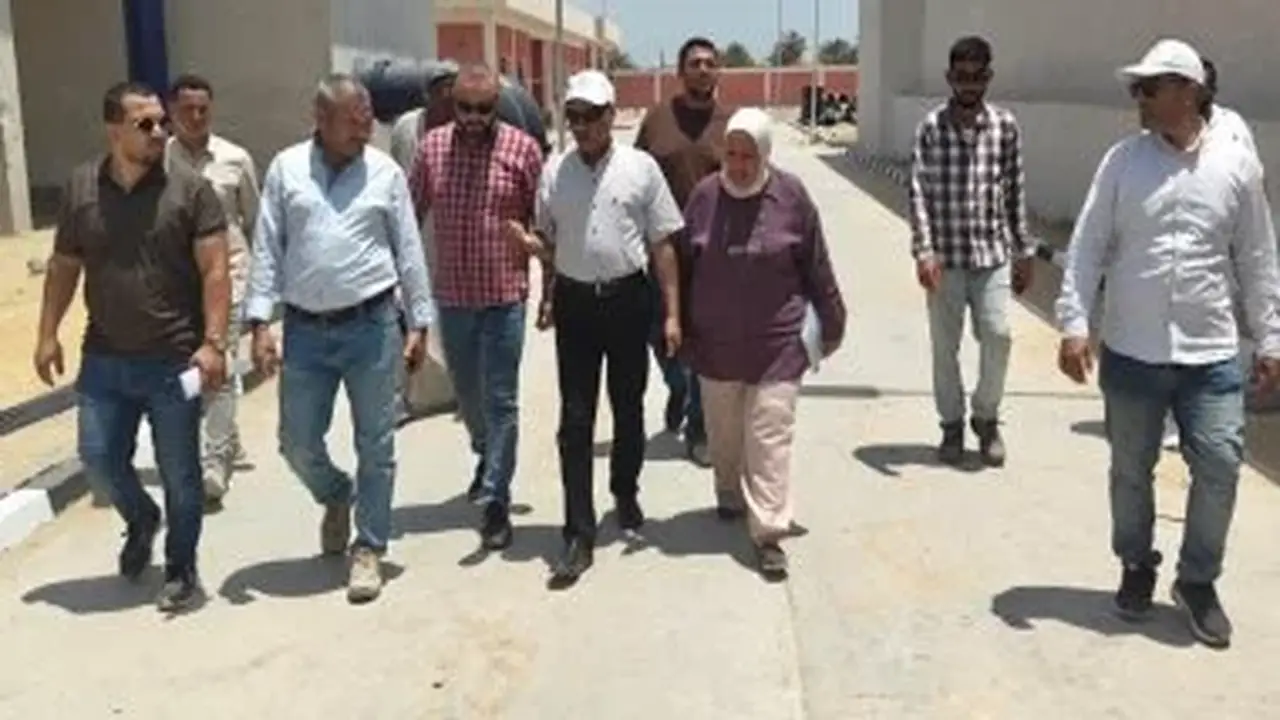 وزيرة الإسكان تتابع تنفيذ مشروعات مياه الشرب والصرف الصحي في عدة محافظات