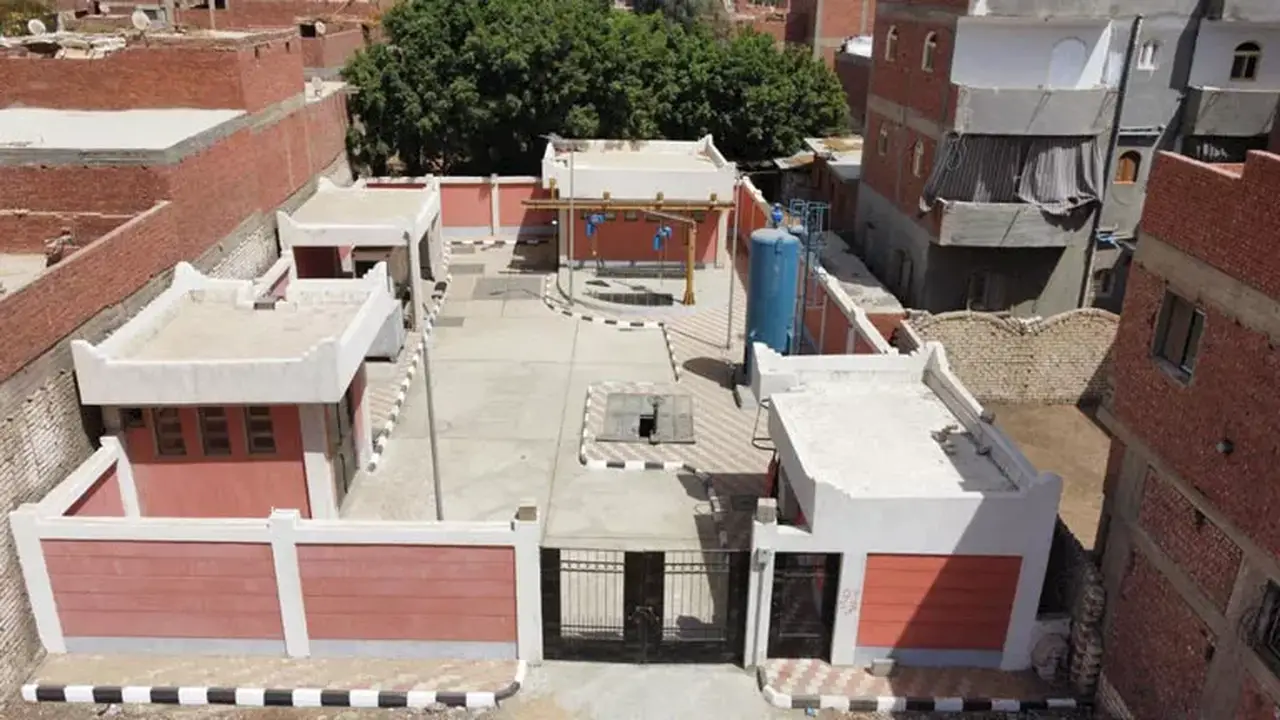 وزيرة الإسكان تتابع مشروعات مياه الشرب والصرف الصحي في إطار مبادرة “حياة كريمة” وتوجه بسرعة الإنجاز