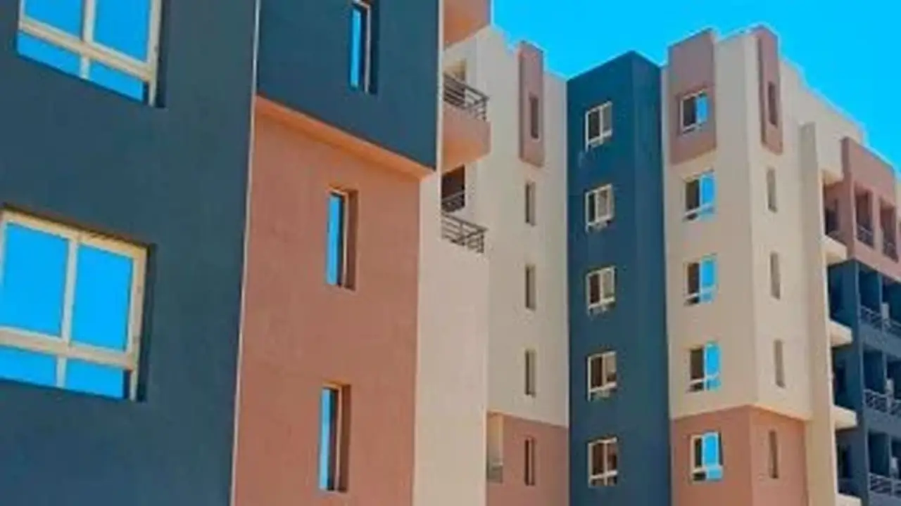 وزيرة الإسكان تتابع تقدم مشروع “ديارنا” في المدن الجديدة