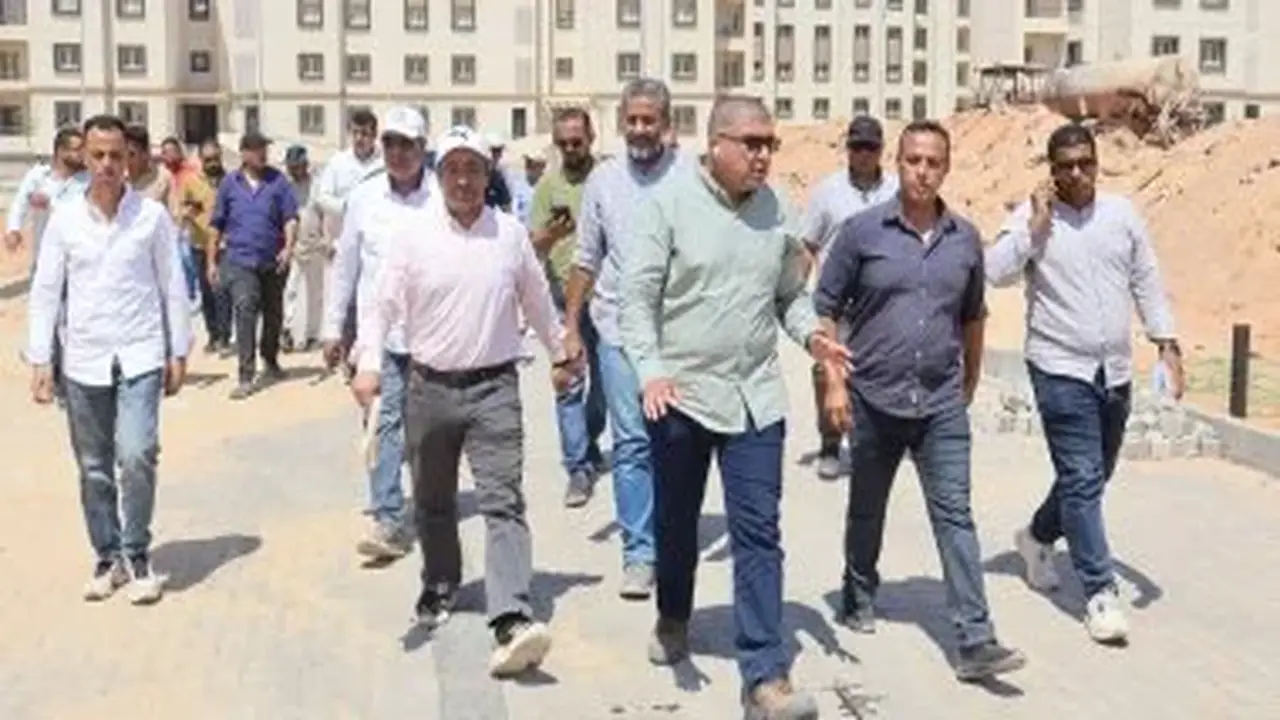 وزيرة الإسكان تتابع تنفيذ مشروعات تنموية وخدمية في العاشر من رمضان وحدائق العاشر