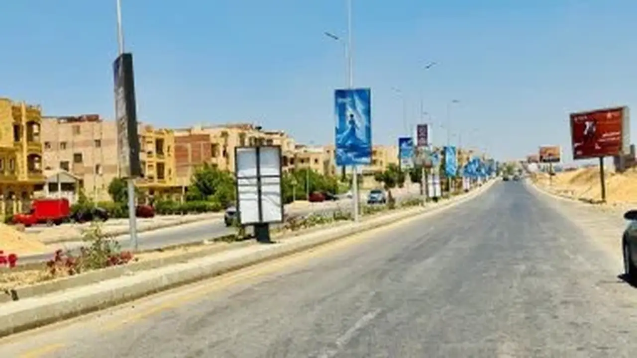 وزيرة الإسكان تتابع تقدم المشروعات وملفات العمل في مدينة العبور الجديدة