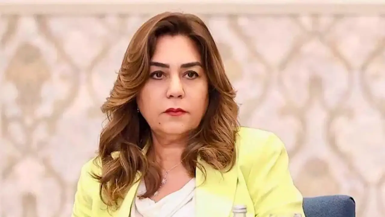 وزيرة التنمية المحلية تكشف عن المنظومة الموحدة لتراخيص المحال إلكترونيًا
