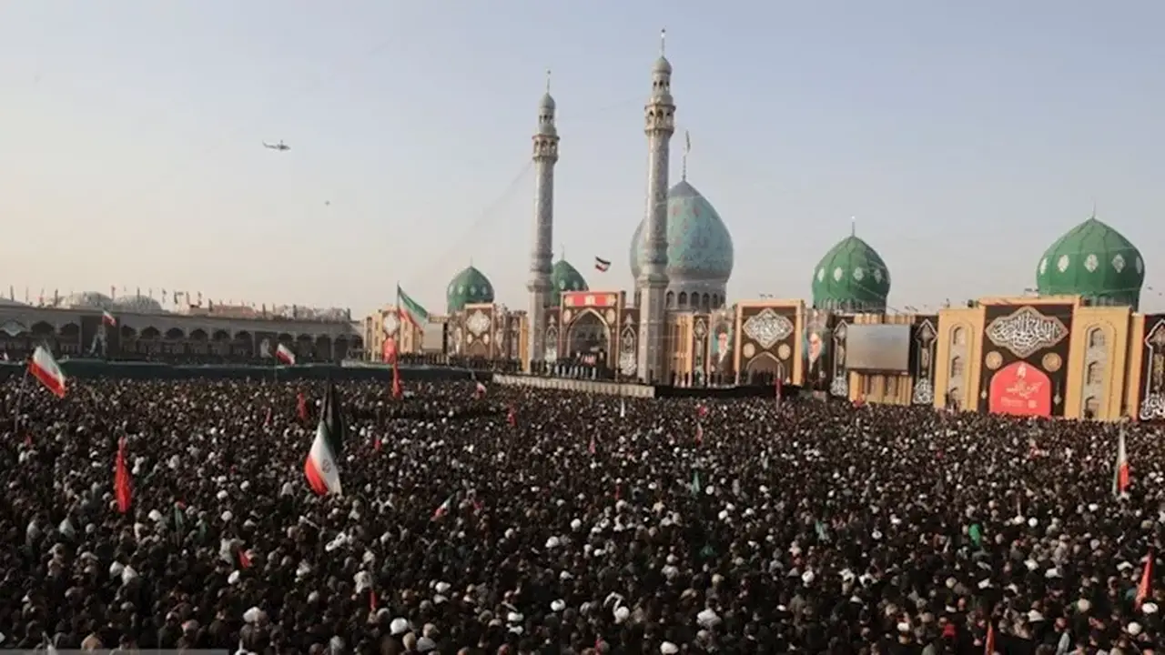 النجف العراقية تستعد لاستقبال جثمان خامنئي وسط حشود مليونية