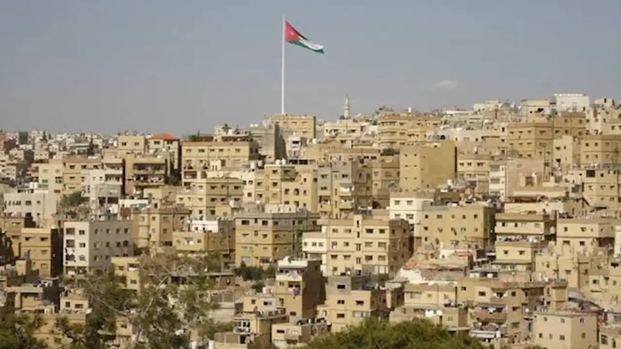 صفارات الإنذار تدوي في الأردن وسط تصعيد إيراني متزايد