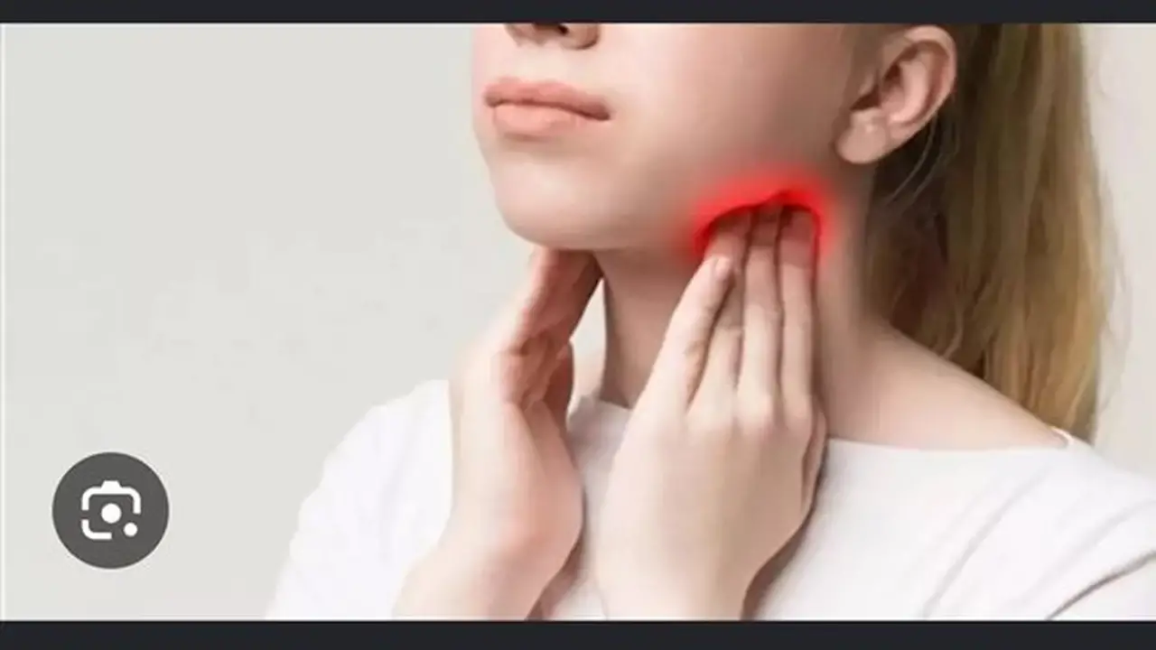 وصفات طبيعية لتخفيف التهابات اللوز ووسائل منزلية مساعدة بجانب العلاج الطبي